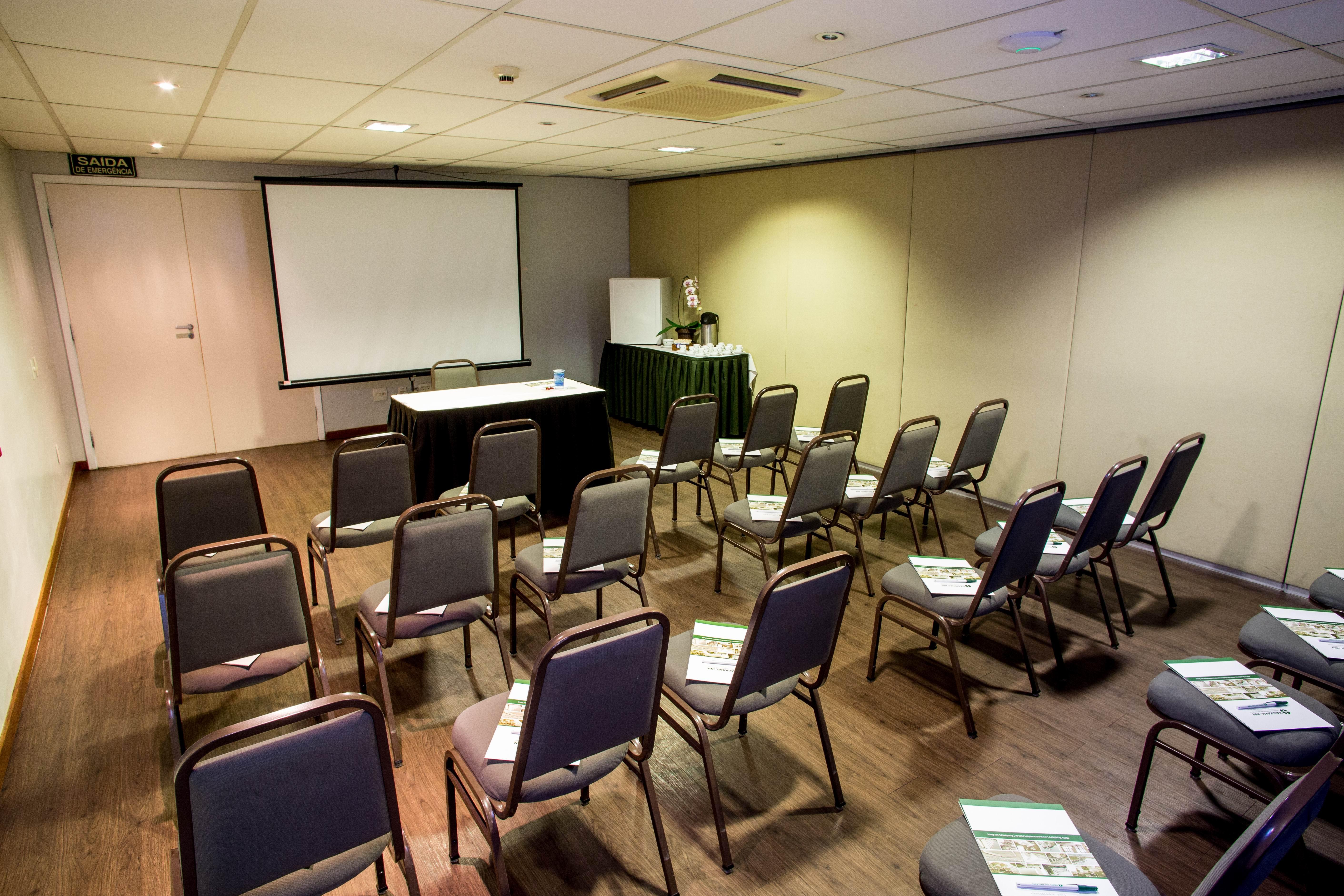 Hotel Golden Park Campinas Viracopos By Nacional Inn Exterior photo