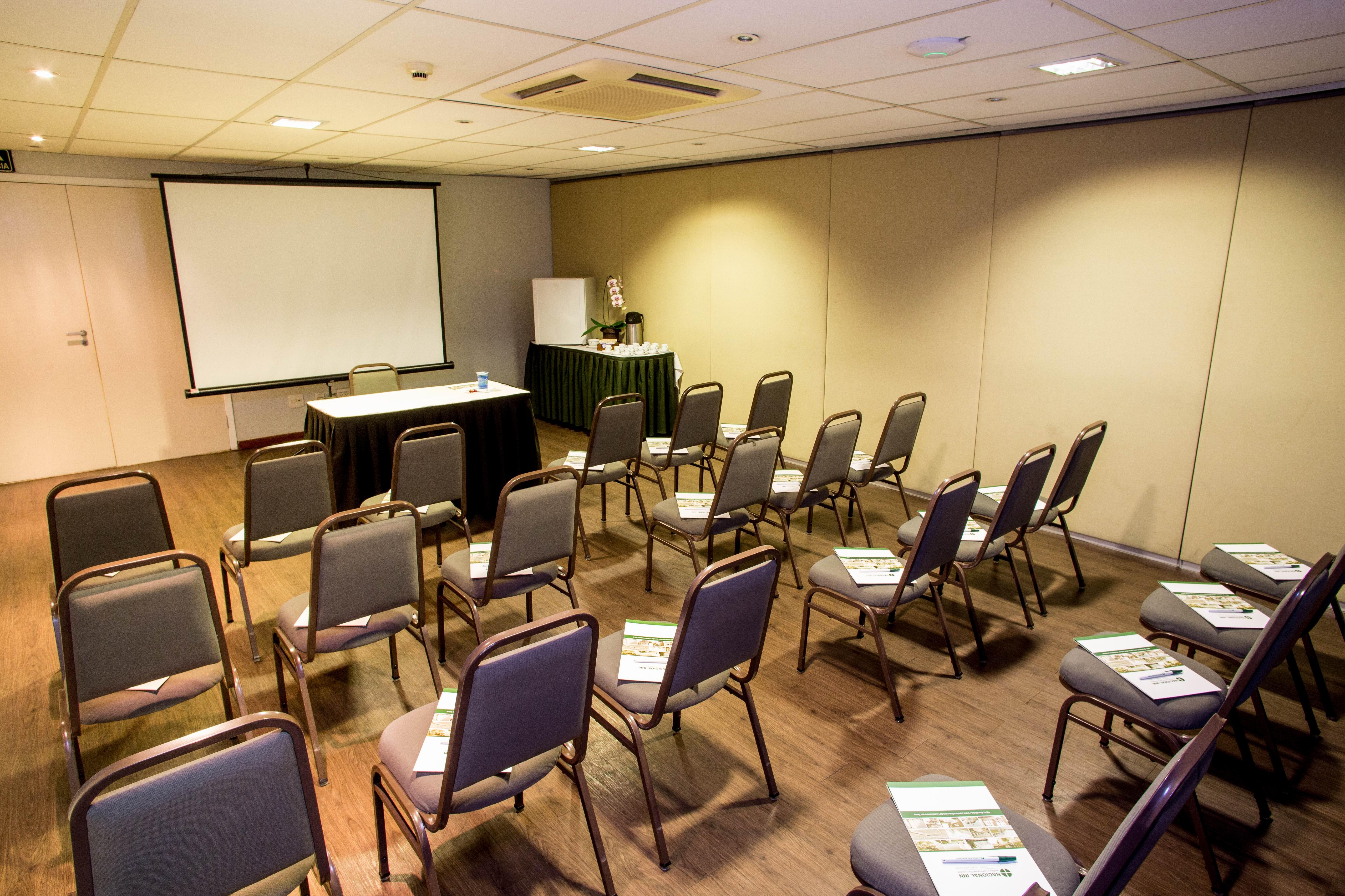 Hotel Golden Park Campinas Viracopos By Nacional Inn Exterior photo