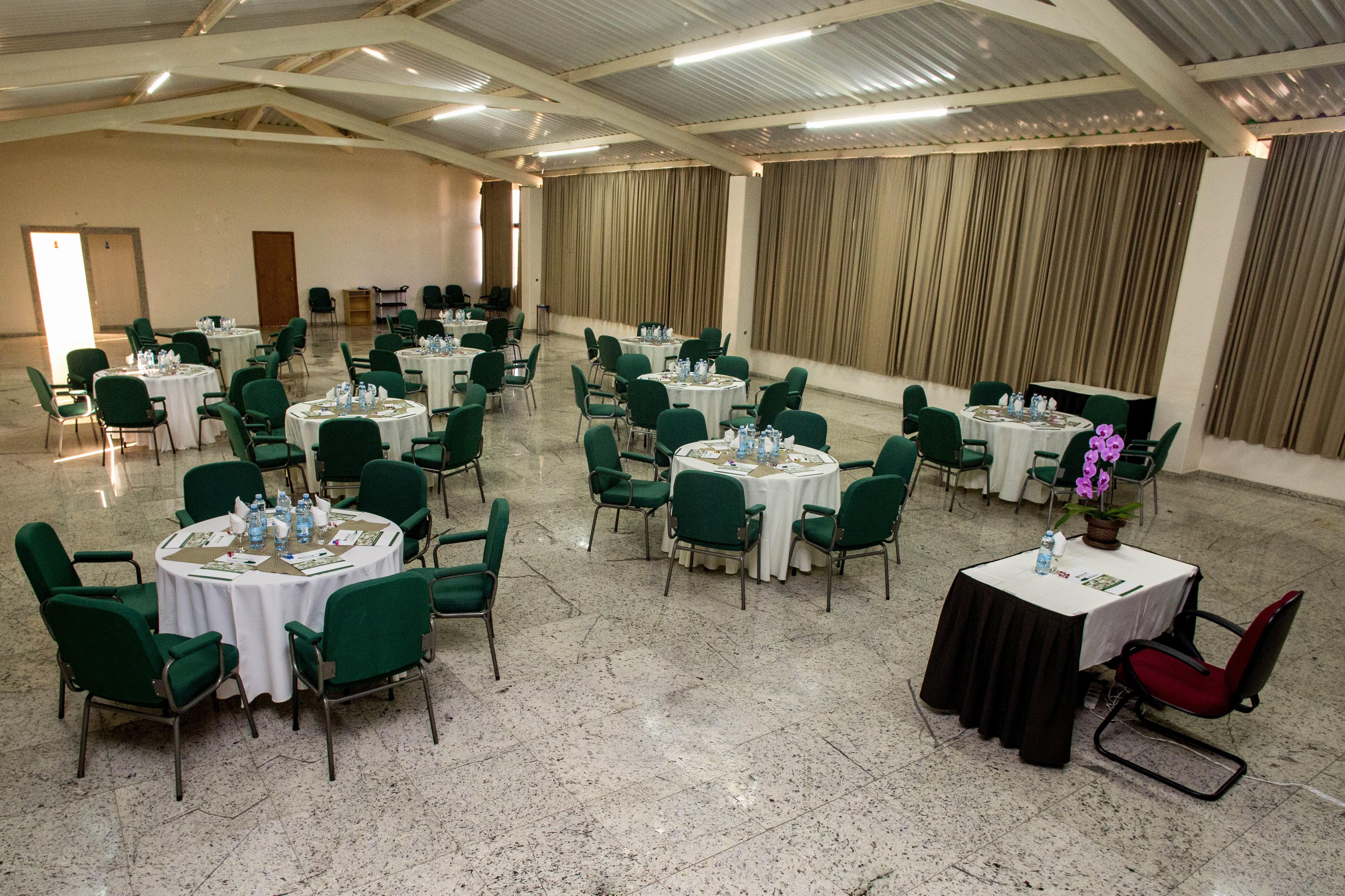 Hotel Golden Park Campinas Viracopos By Nacional Inn Exterior photo