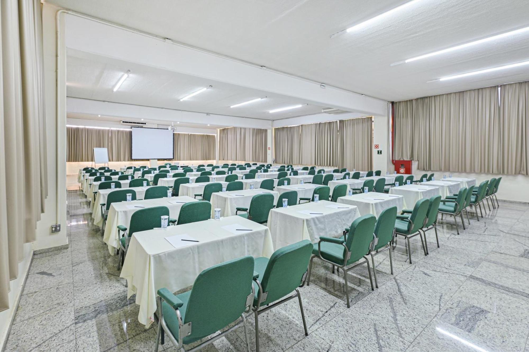Hotel Golden Park Campinas Viracopos By Nacional Inn Exterior photo